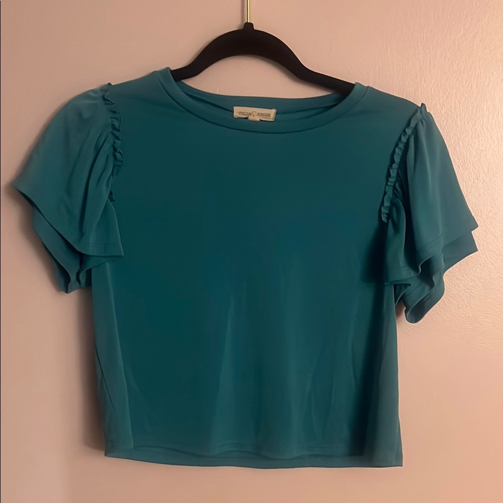 Forever 21 Green Crop Top with Ruffled Sleeves